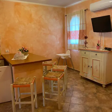 Case Vacanze Villa Rosita San Teodoro  Exterior foto