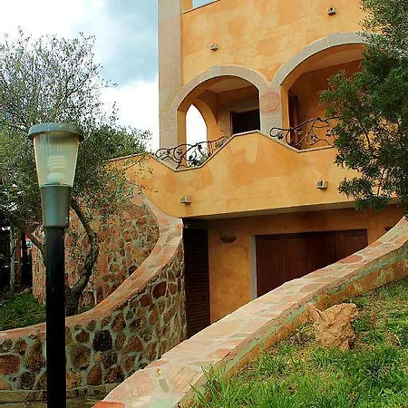 Case Vacanze Villa Rosita San Teodoro  Exterior foto